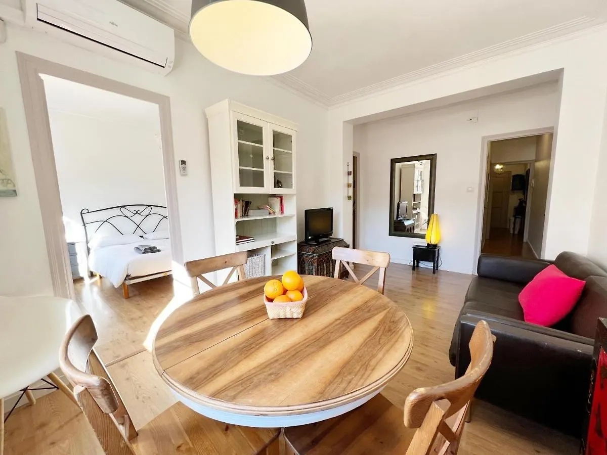 Casa Sagrada Familia Apartment Barcelona